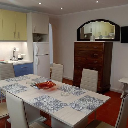 Menegis Apartment Закинтос Екстериор снимка