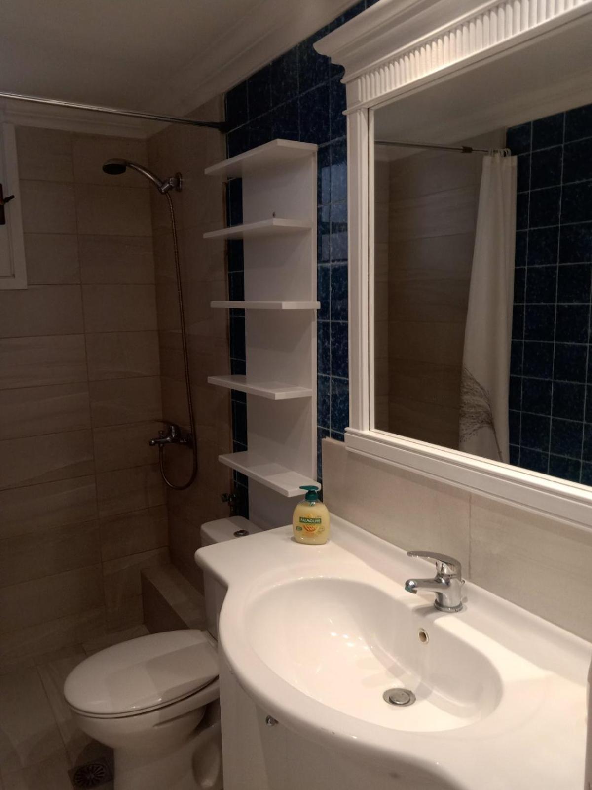 Menegis Apartment Закинтос Екстериор снимка